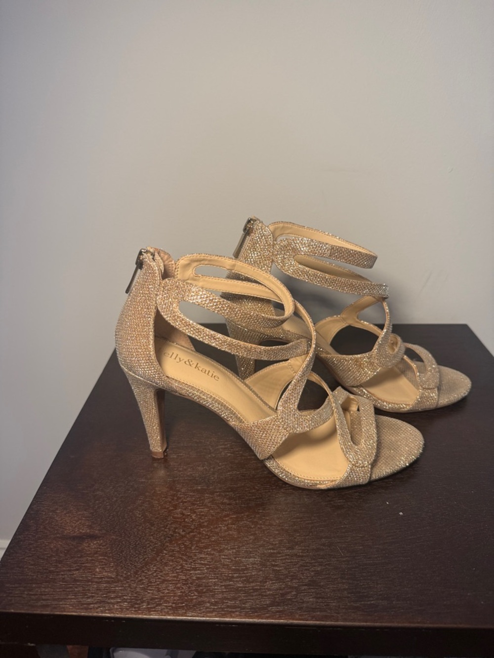 Kelly & Katie Champagne Glitter Strappy High Heel Sandals Women’s Size 9.5 - Picture 2 of 6